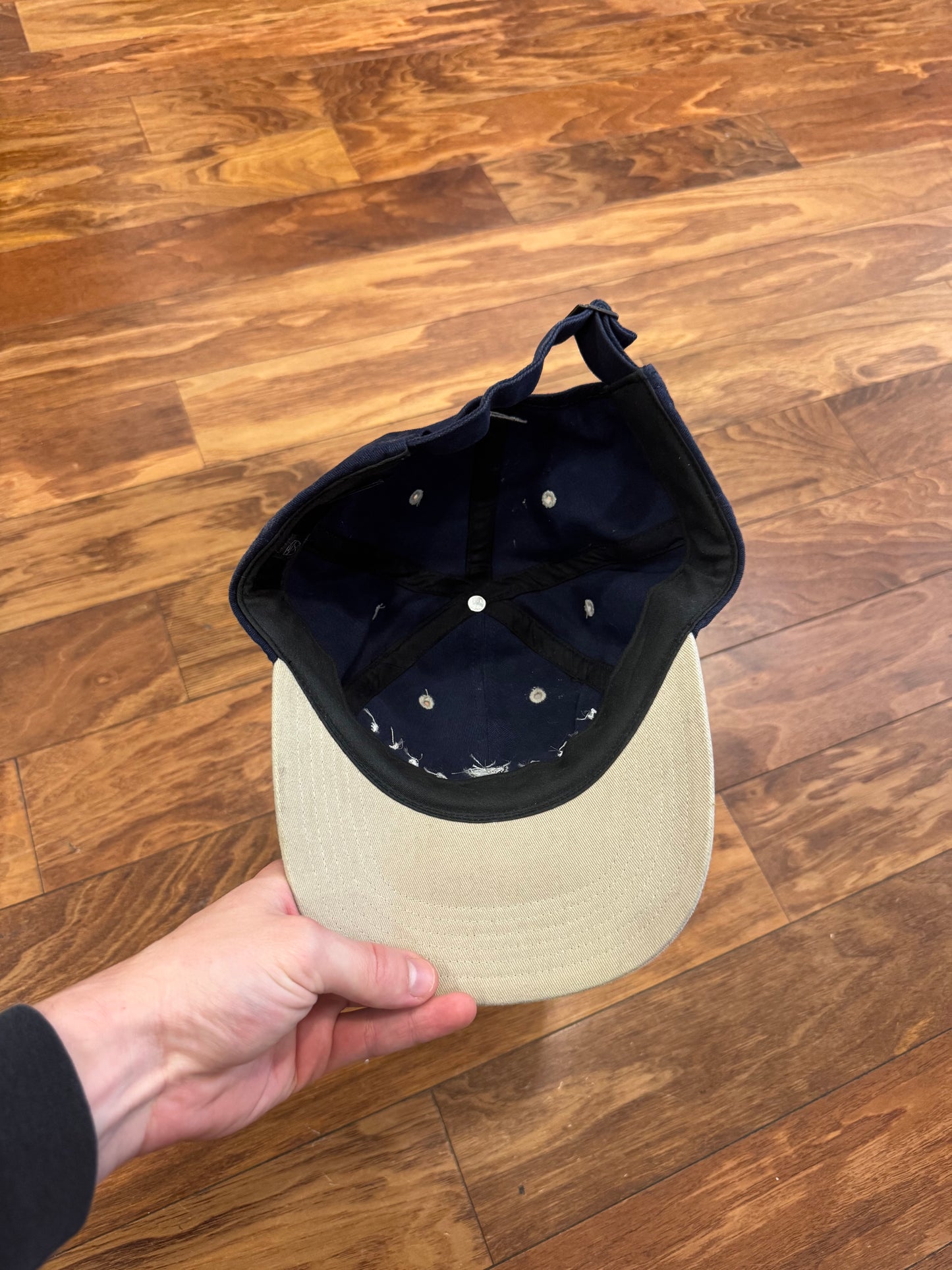00s Nike Golf Essential Hat (OS)