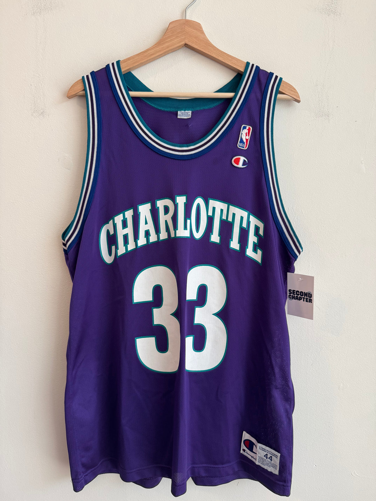90s Charlotte Hornets Alonzo Mourning Champion Vintage Purple Jersey (M)