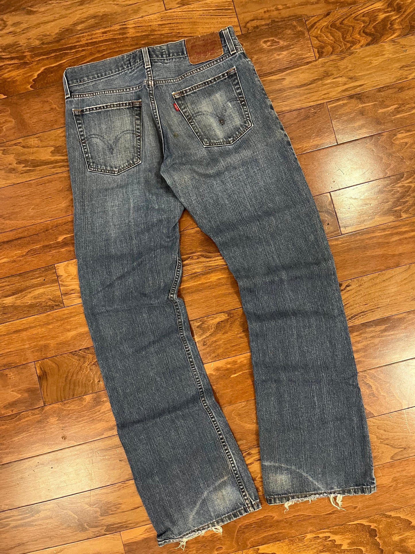 00s Levi's 527 Distressed Boot Cut Jeans (32 x 34)