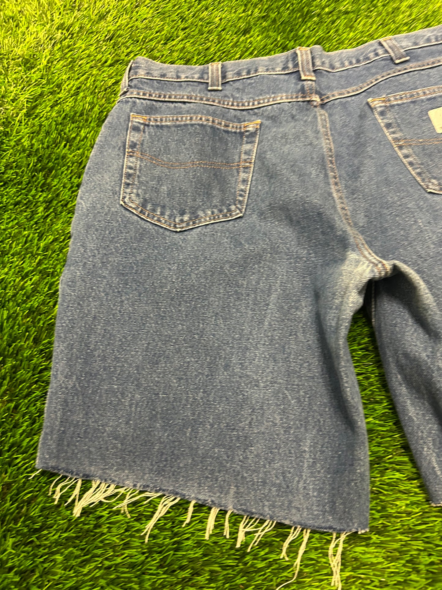 Carhartt Dark Wash Frayed Cut Off Jean Shorts (36)