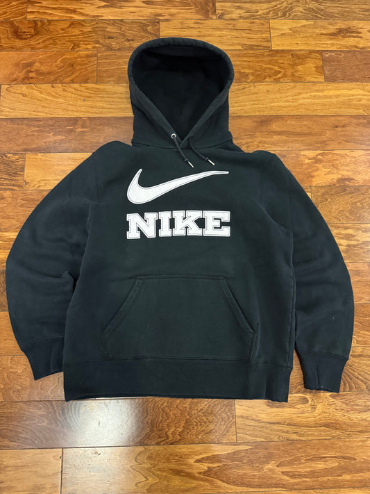 00s Nike Spell Out Swoosh Essential Black Hoodie (L)