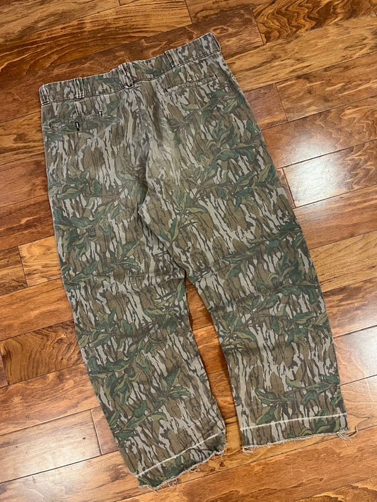 00s Camo Trouser Pants (36 x 28)