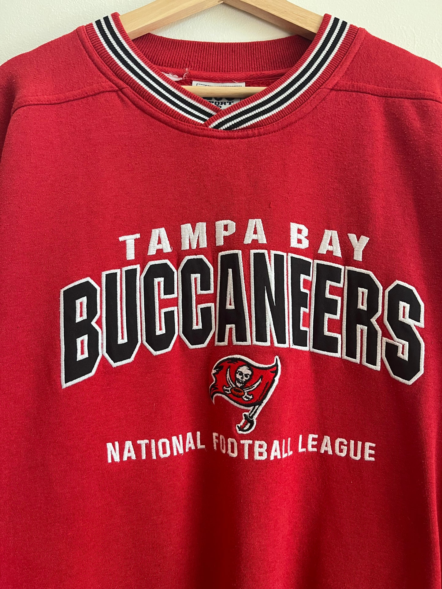 90s Tampa Bay Buccaneers Lee Sports Embroidered Crewneck (XXL)
