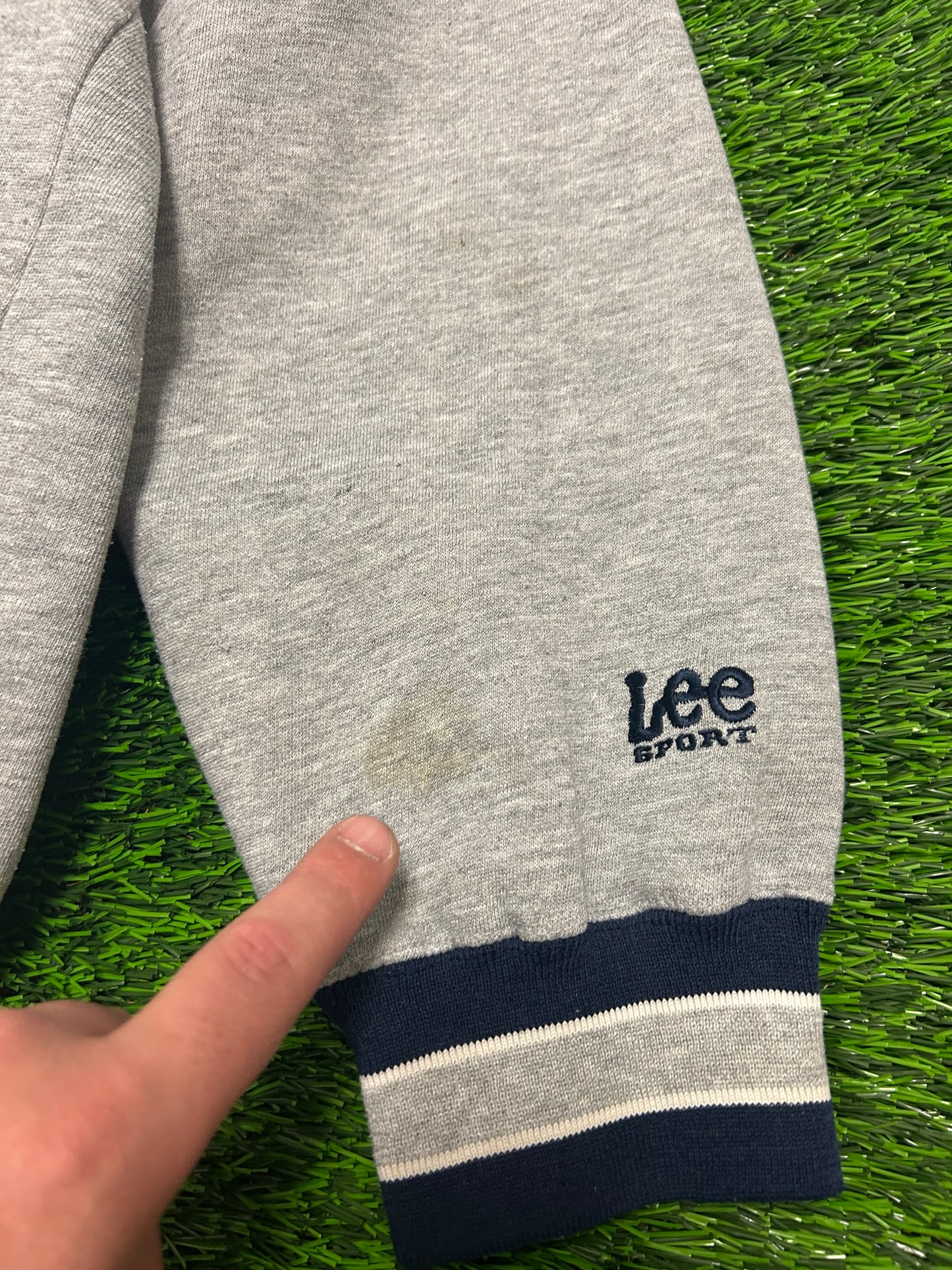90s University Of North Carolina (UNC) Spell Out Vintage Lee Embroidered Crewneck (XL)