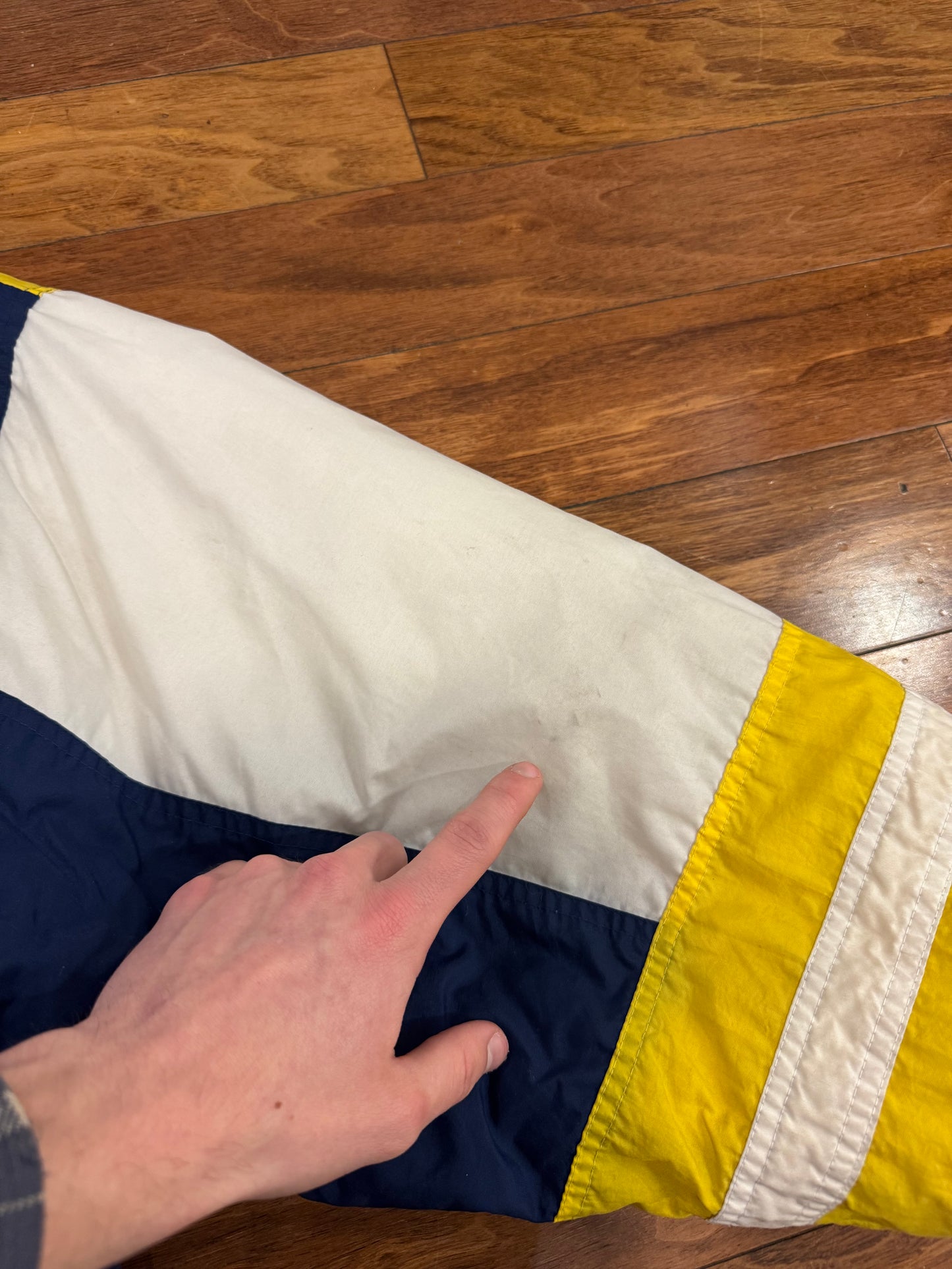 00s West Virginia Collegiate Puffer Jacket (XL)