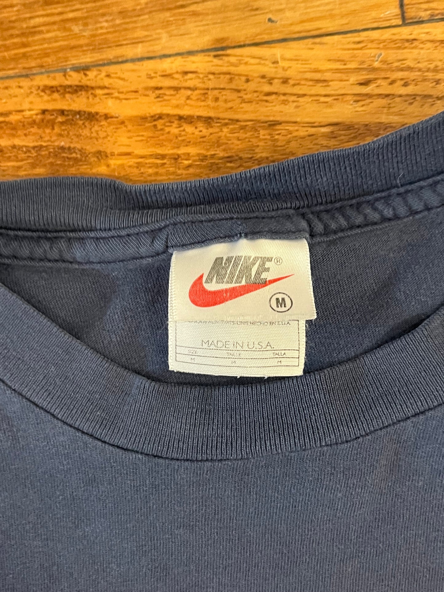 00s Nike Navy Essential (M)