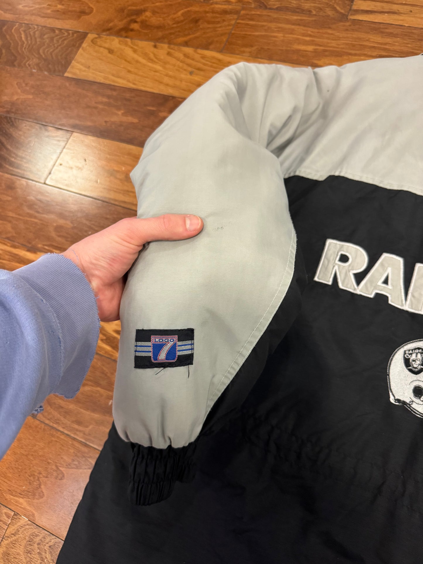 90s Oakland Raiders Vintage Logo 7 Parka Puffer Jacket (M)
