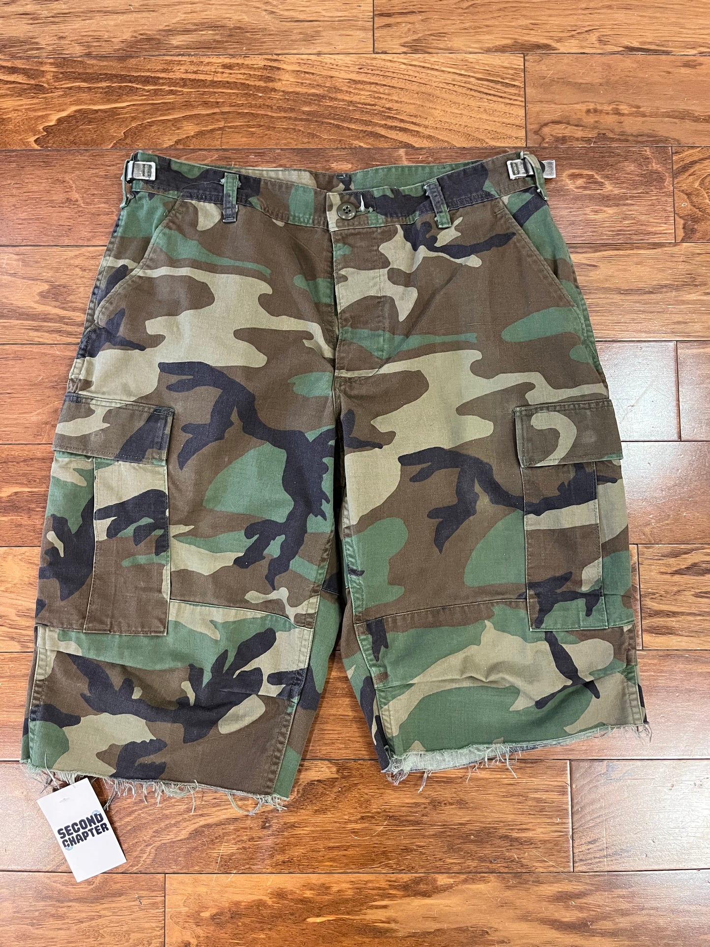 00s Camo Military Capri Shorts (33)
