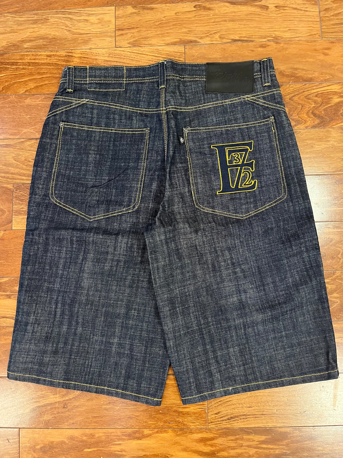 00s Eight732 Baggy Shorts (36)