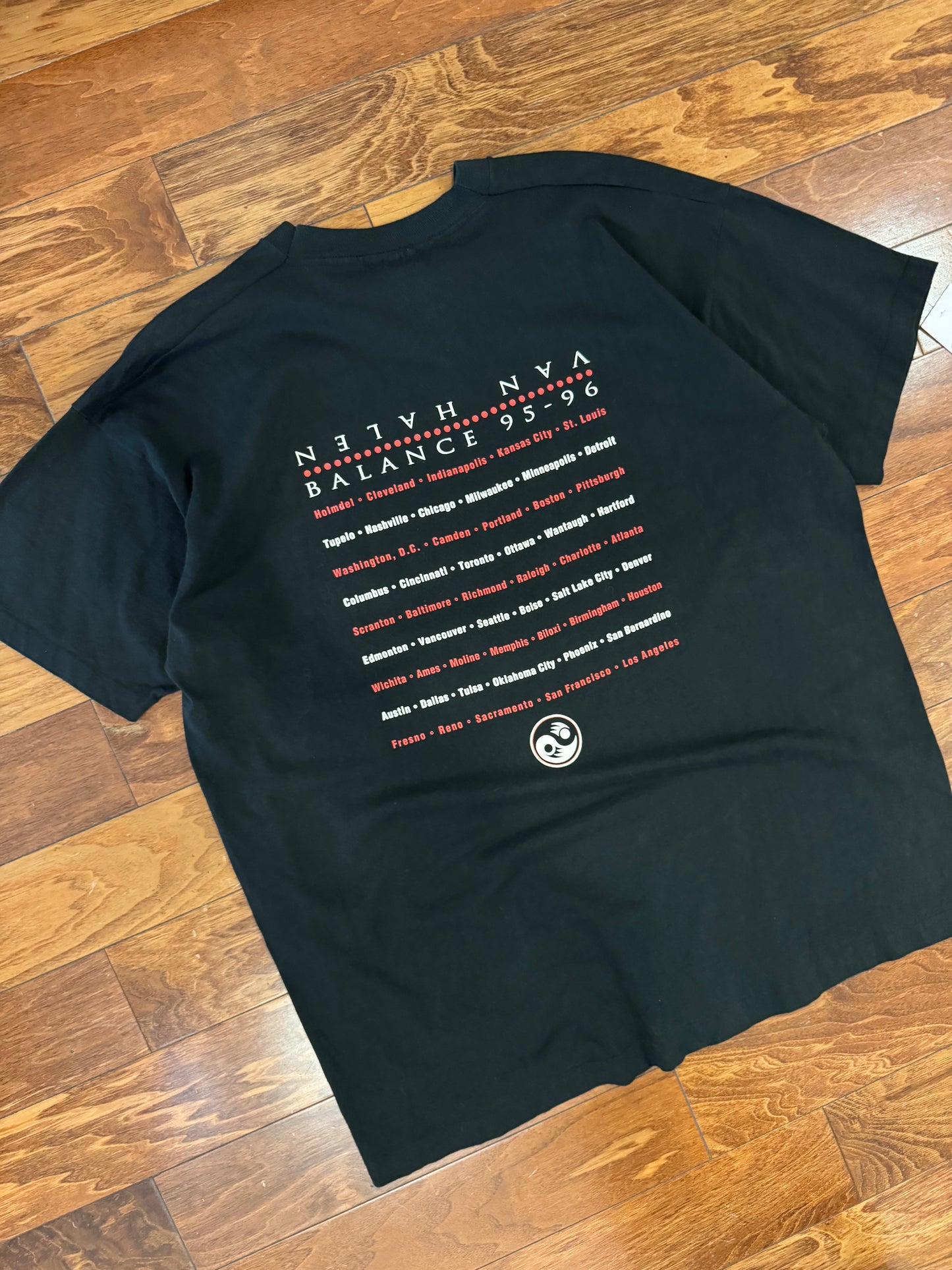 1996 Van Halen "Balance" Rock Band Music Tee (XXL)