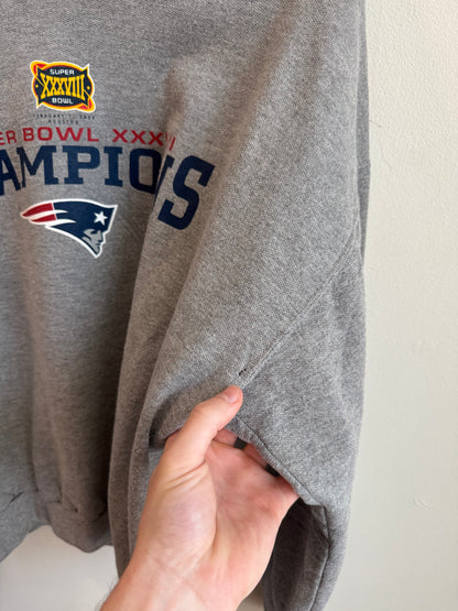 00s New England Patriots SB XXXVIII Grey Crewneck (XL)