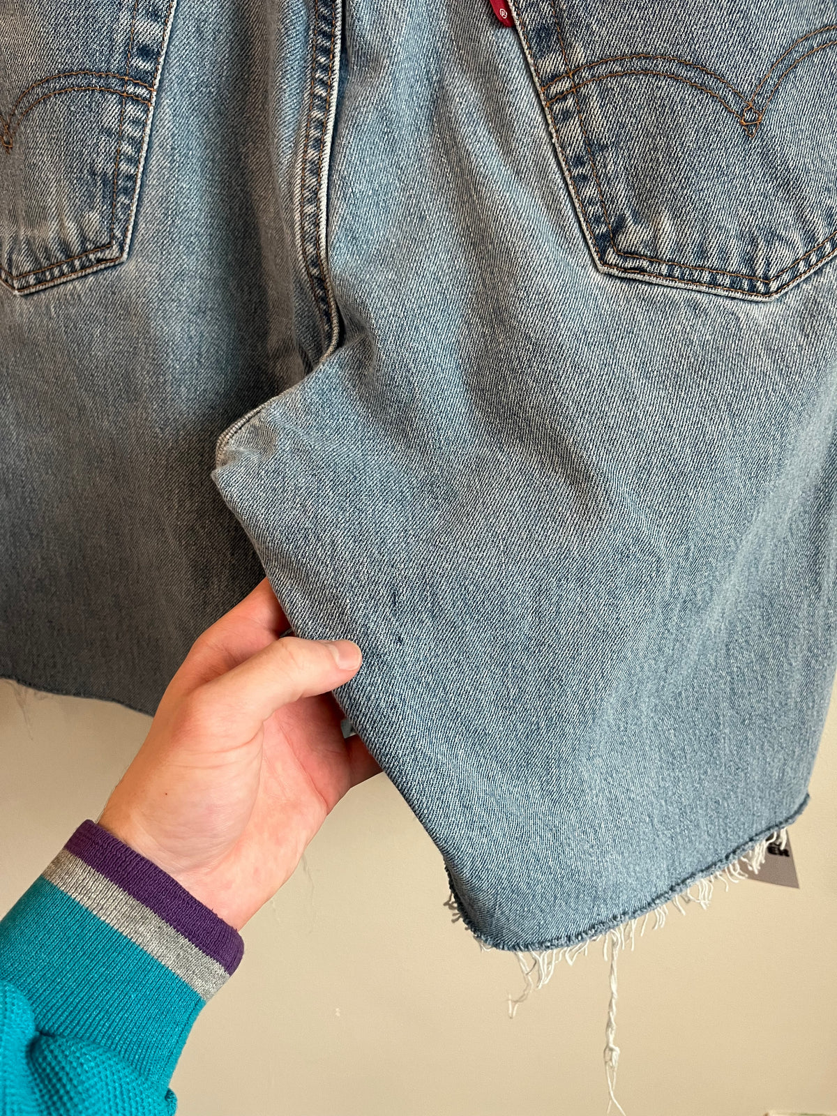 2001 Levi’s 550 Light Wash Shorts (36)