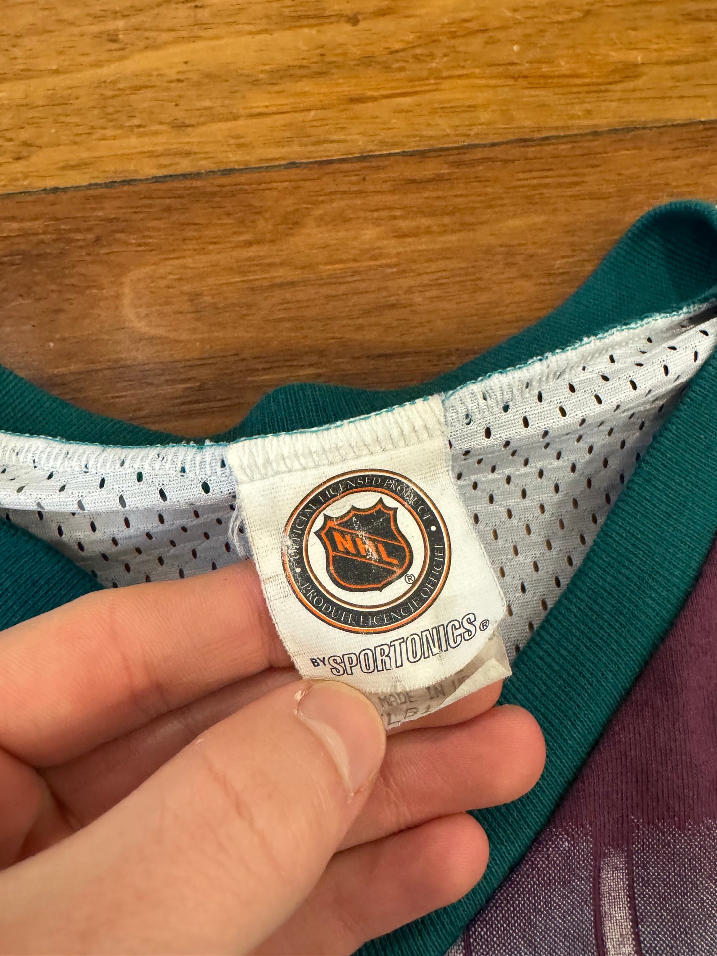 1995 Mighty Ducks Anaheim NHL Sportonics Women's Mesh Jersey (XL)