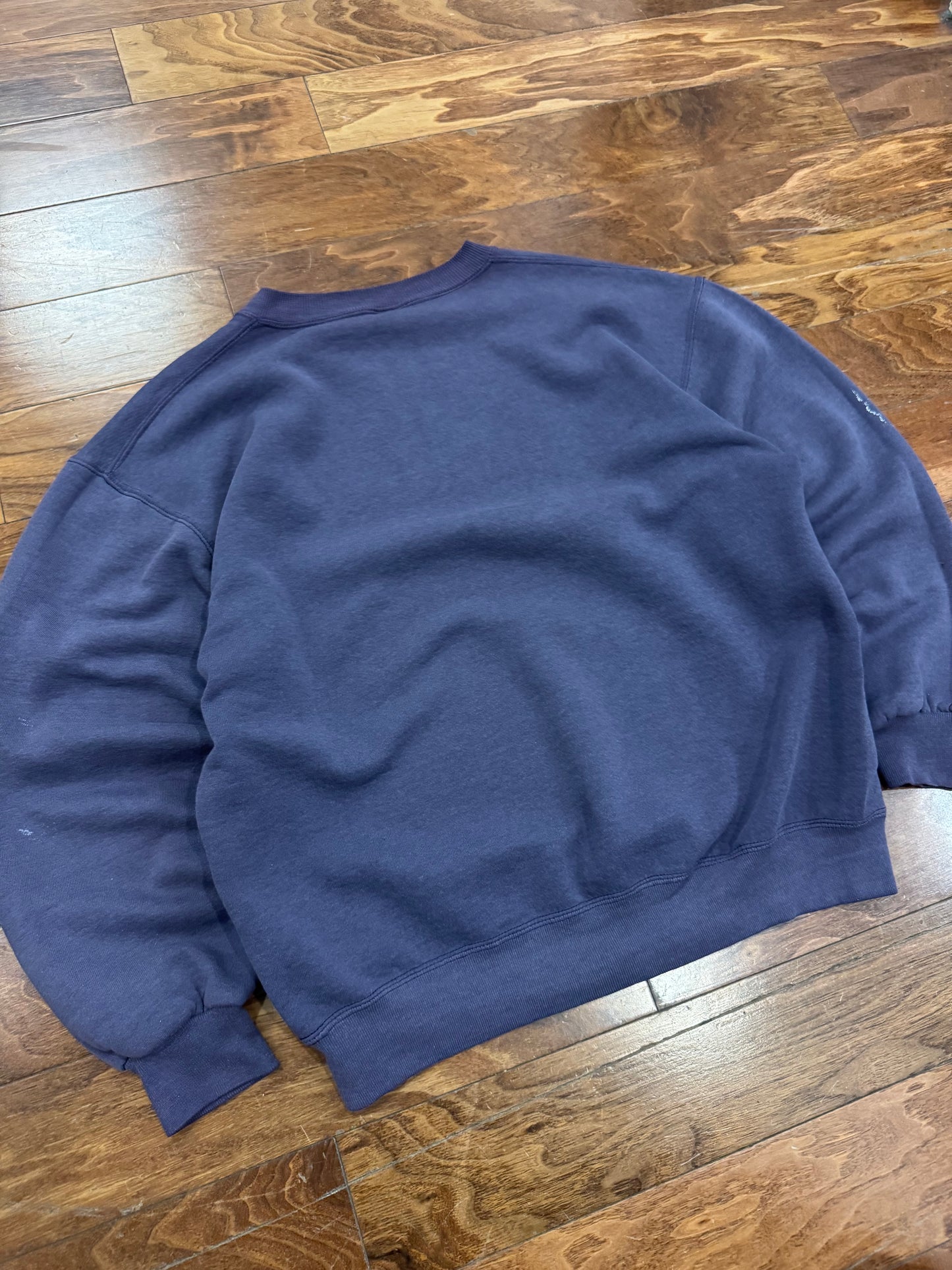90s Russell Athletics Faded Purple Blank Essential Crewneck (L)