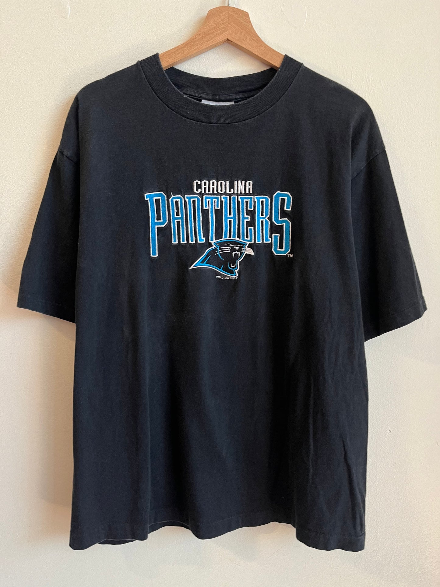 1994 Carolina Panthers Embroidered NFL Logo Athletic Black Tee (L)
