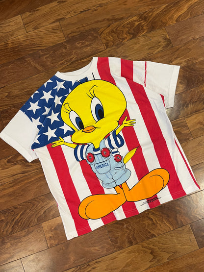 1995 Tweety Bird Looney Tunes Big Graphic Tee (L)