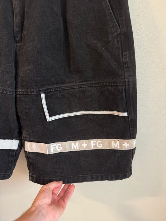 00s Marithe Francois Girbaud Grey Strap Black Baggy Shorts (34)