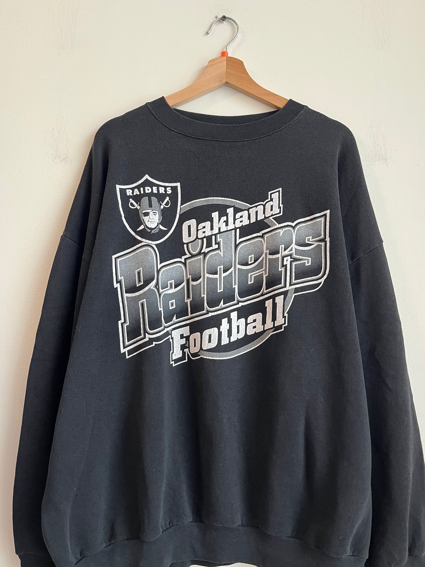 1990s Oakland Raiders Logo 7 Spell Out Black Crewneck (XXL)