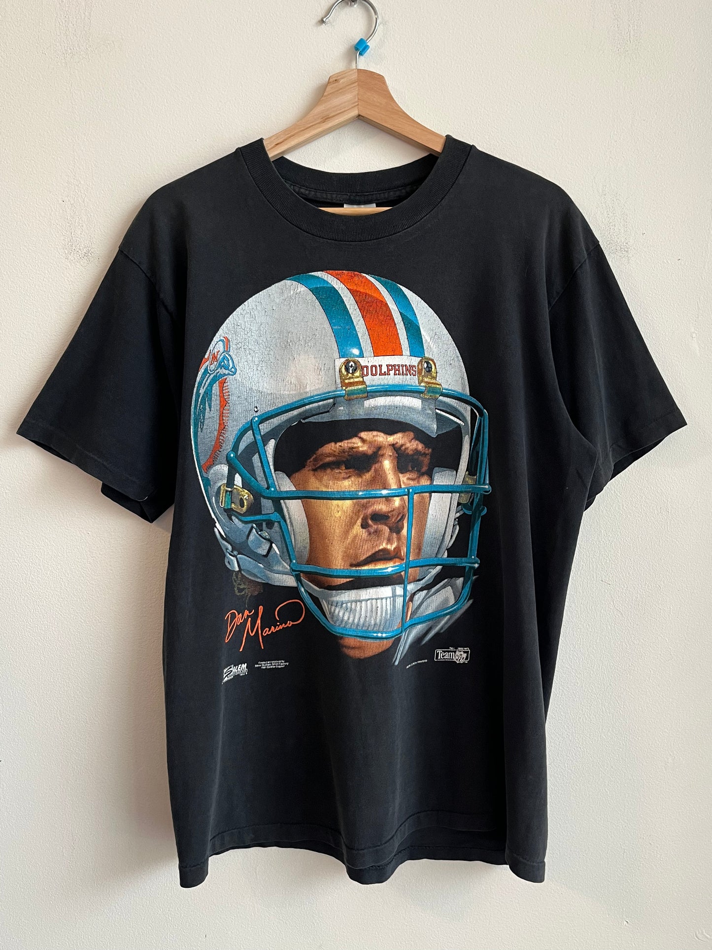 1991 Miami Dolphins Dan Marino Big Face Helmet Tee (L)