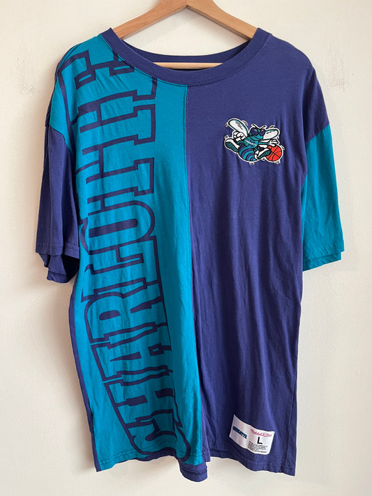 Charlotte Hornets Mitchell & Ness Two Tone Retro Tee (L)