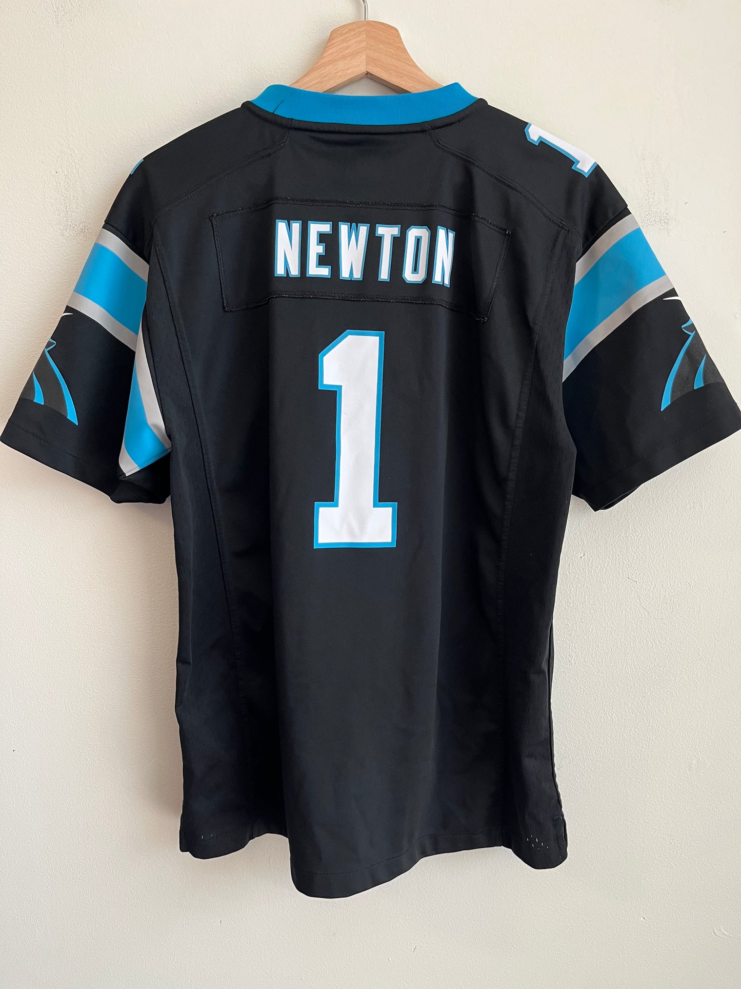 2016 Carolina Panthers Cam Newton Nike Home Jersey (Youth L)