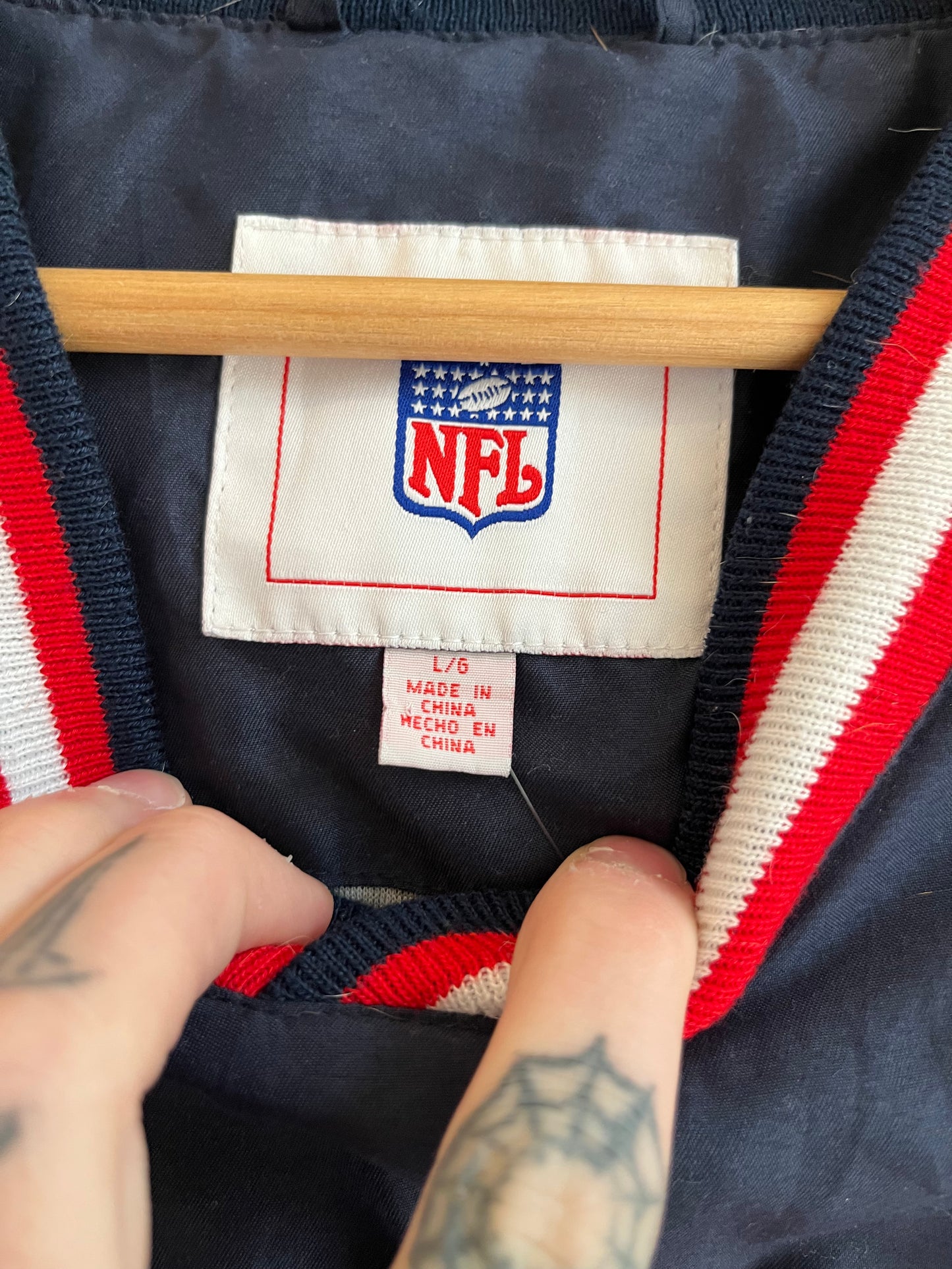 00s Buffalo Bills Two Tone NFL Windbreaker (L)