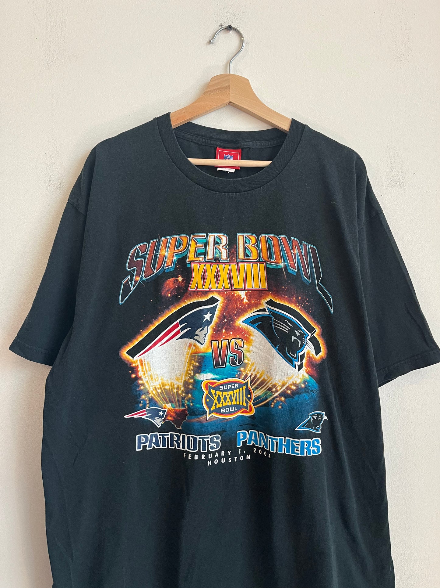 2004 Patriots vs Panthers Super Bowl Tee (XL)