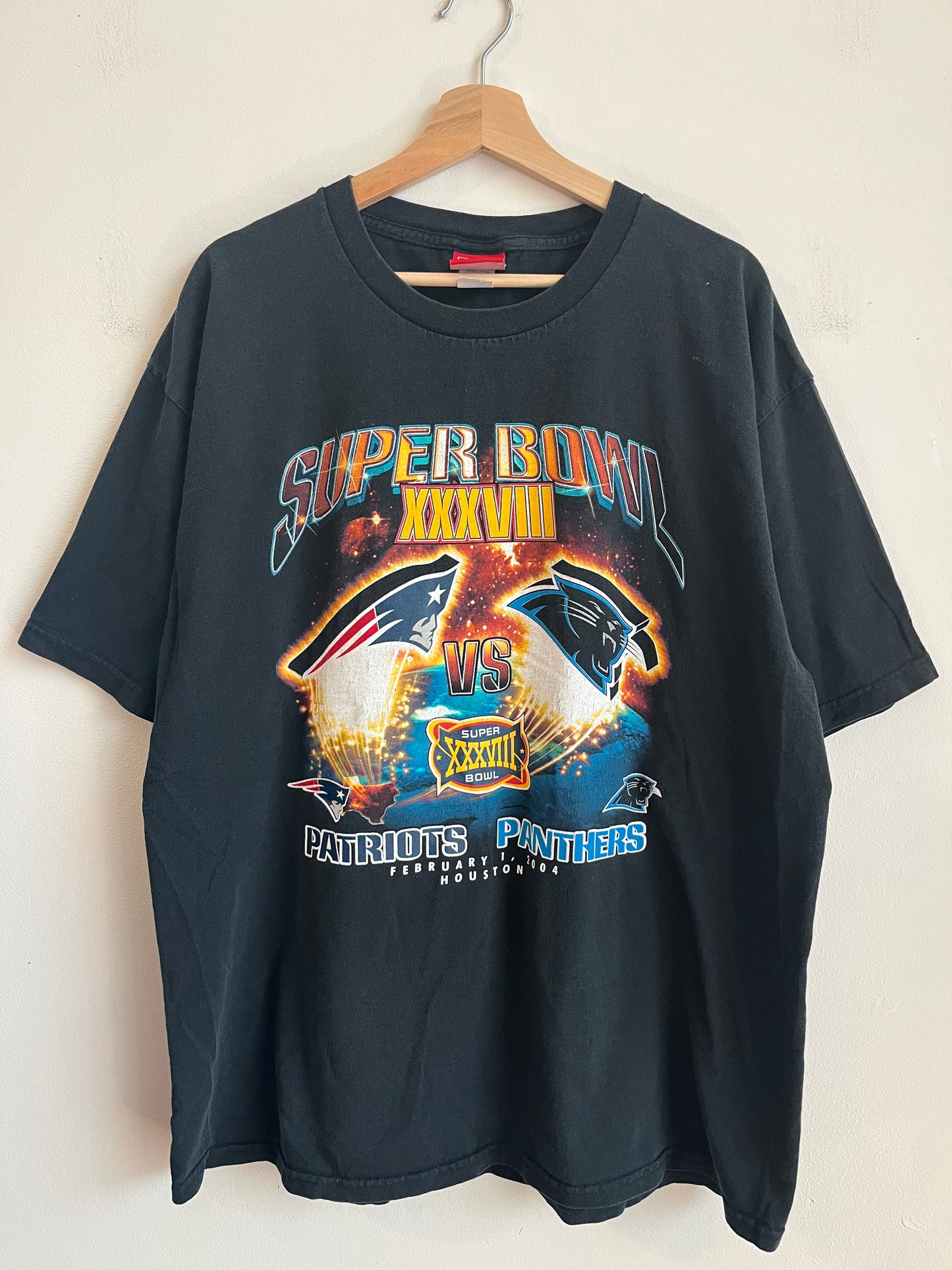 2004 Patriots vs Panthers Super Bowl Tee (XL)