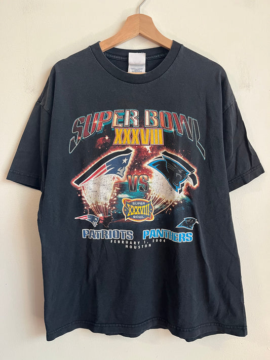 2004 Patriots Vs. Panthers Super Bowl Faded Tee (XL)