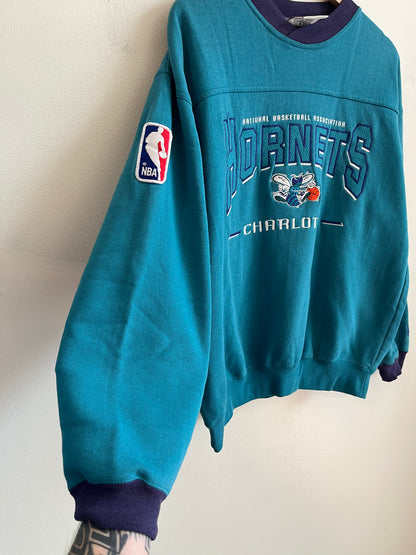 90s Charlotte Hornets Lee Embroidered Crewneck (M)