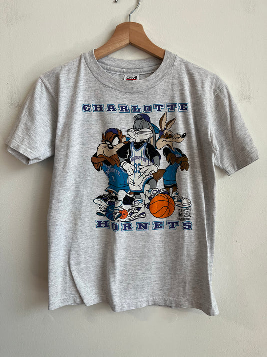 1993 Charlotte Hornets Looney Tunes Tee (Youth XL)