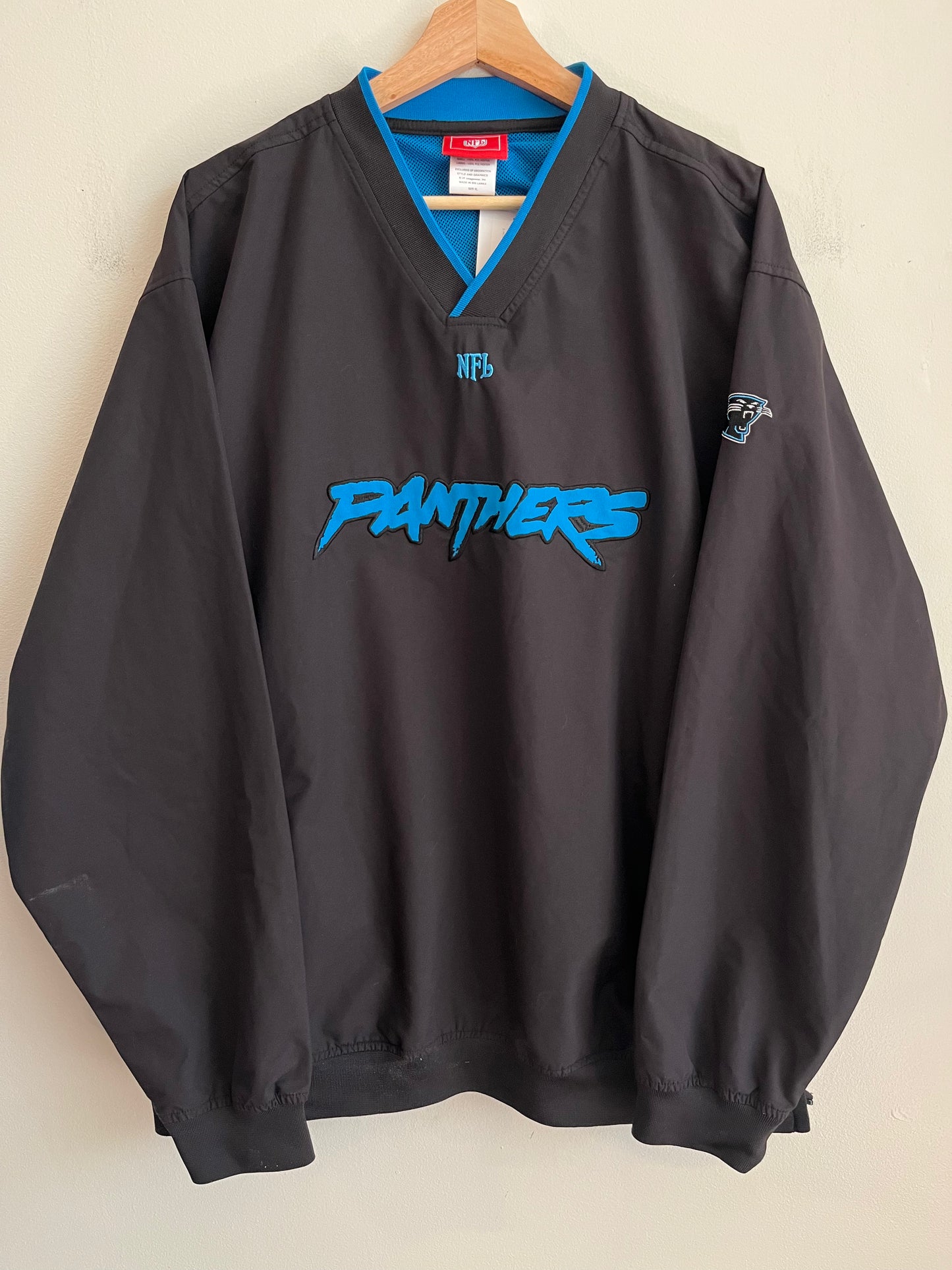 00s Carolina Panthers Cat Scratch Black NFL Windbreaker (XL)