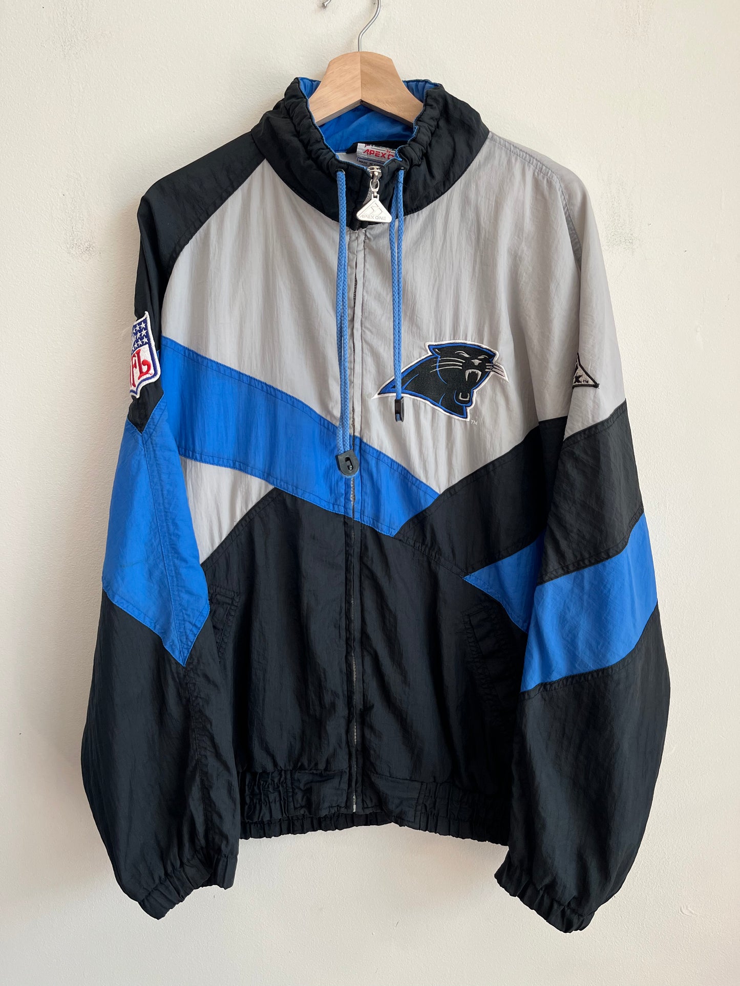 90s Carolina Panthers Apex Embroidered Windbreaker (L)