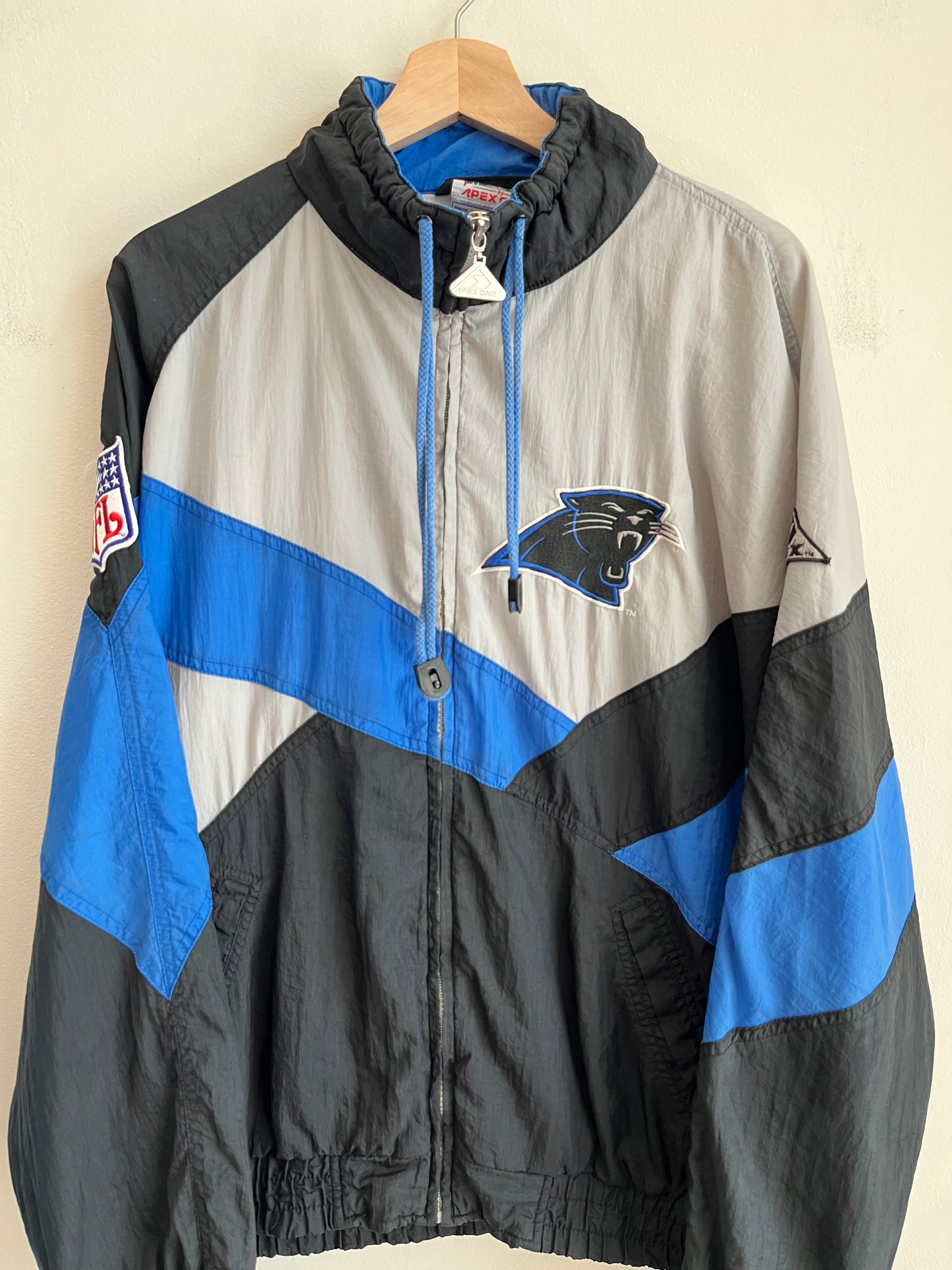 90s Carolina Panthers Apex Embroidered Windbreaker (L)