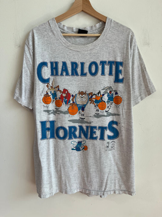 1994 Charlotte Hornets Looney Tunes Grey Tee (XL)
