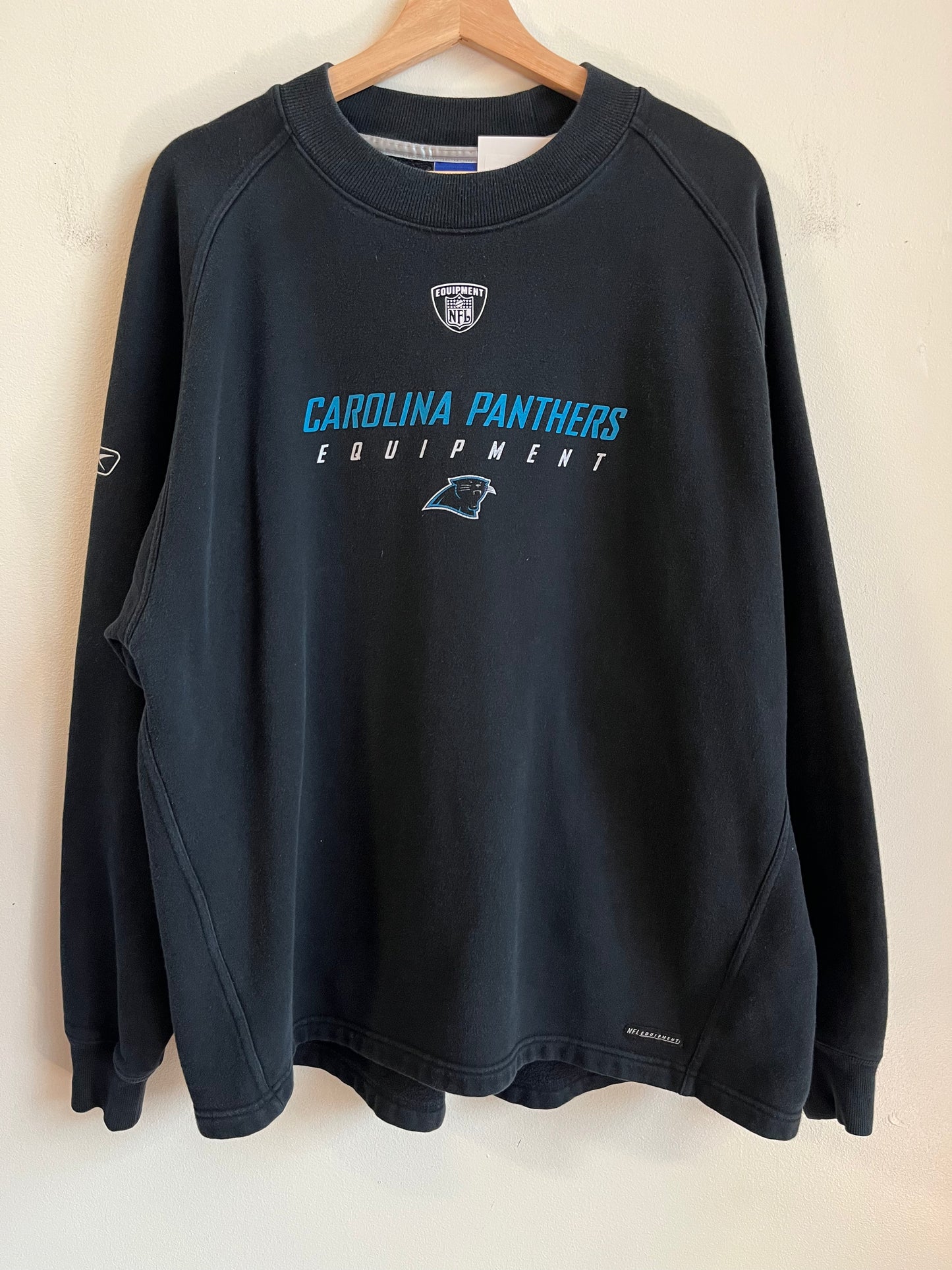 2000s Carolina Panthers NFL Equipment Crew Neck (L)