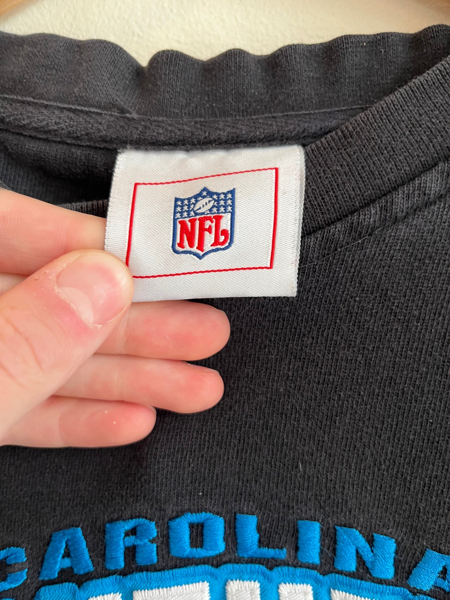 2000s Carolina Panthers Embroidered Spell Out Long Sleeve (L)