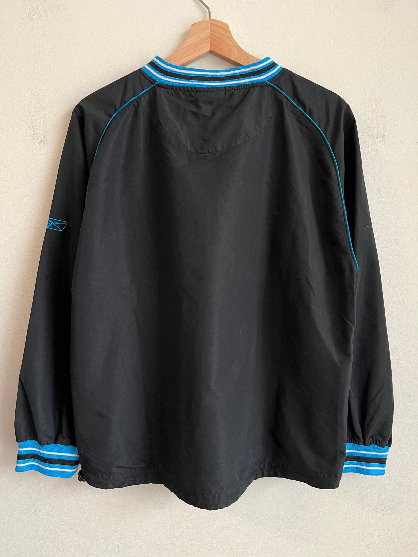 2000s Carolina Panthers Reebok Spell Out Windbreaker (Youth L)