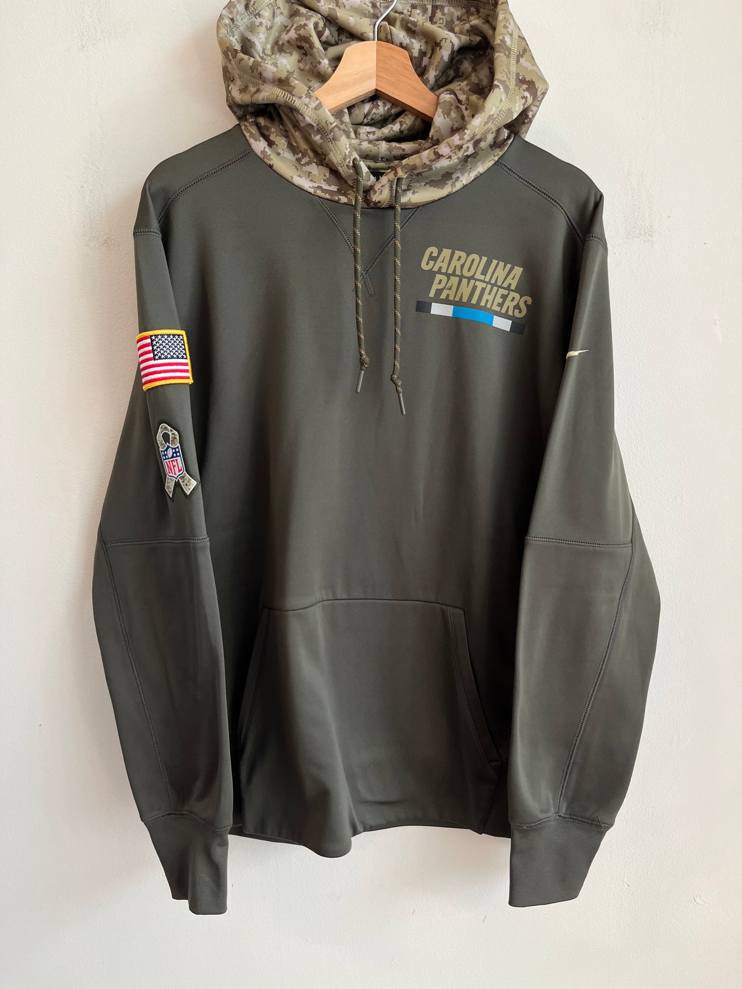 2017 Carolina Panthers Military “Salute To Service” Dri Fit Hoodie (M)