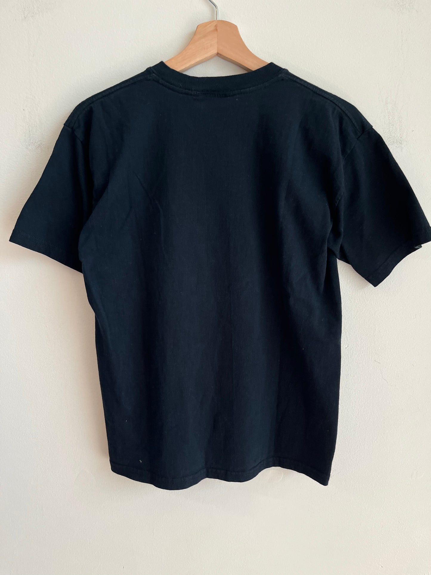 00s Carolina Panthers Big Helmet Tee (Youth L)