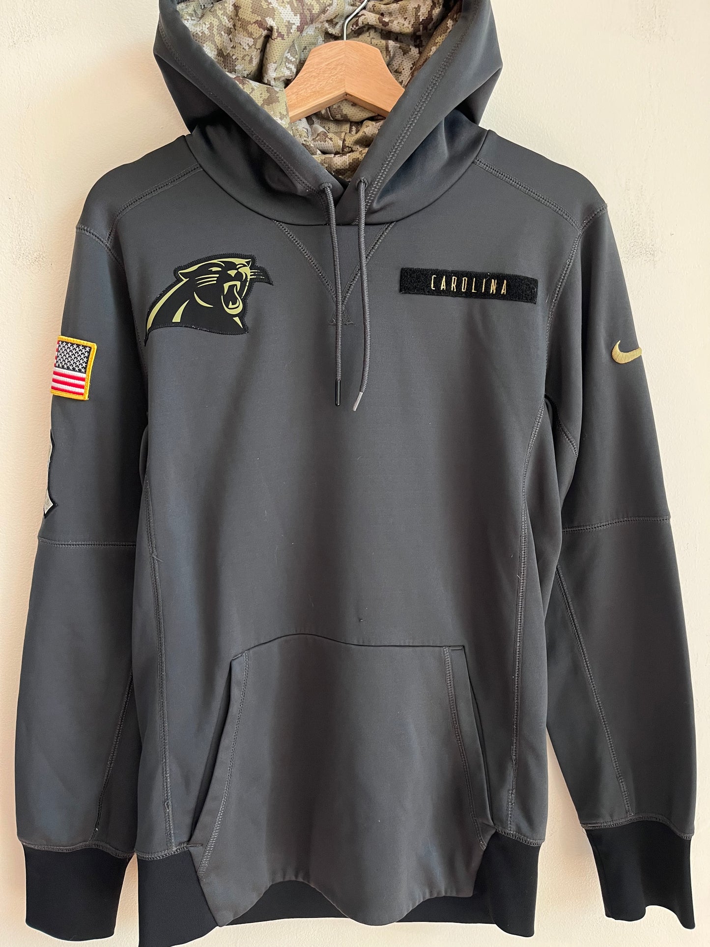 2016 Carolina Panthers Salute to Service Nike Dri-Fit Hoodie (S)