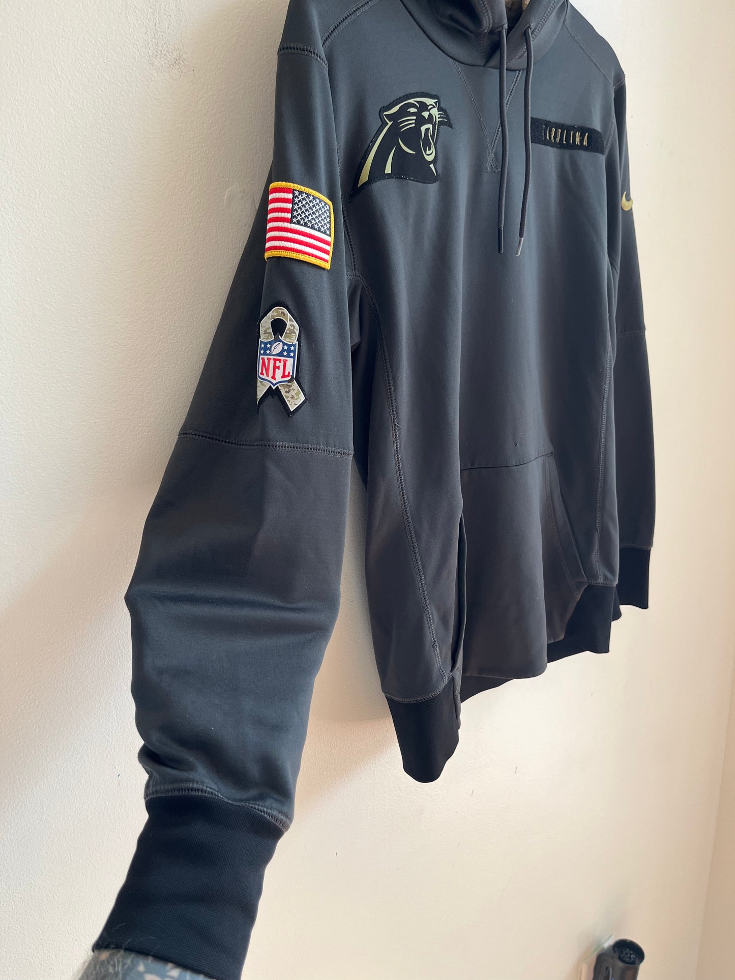 2016 Carolina Panthers Salute to Service Nike Dri-Fit Hoodie (S)