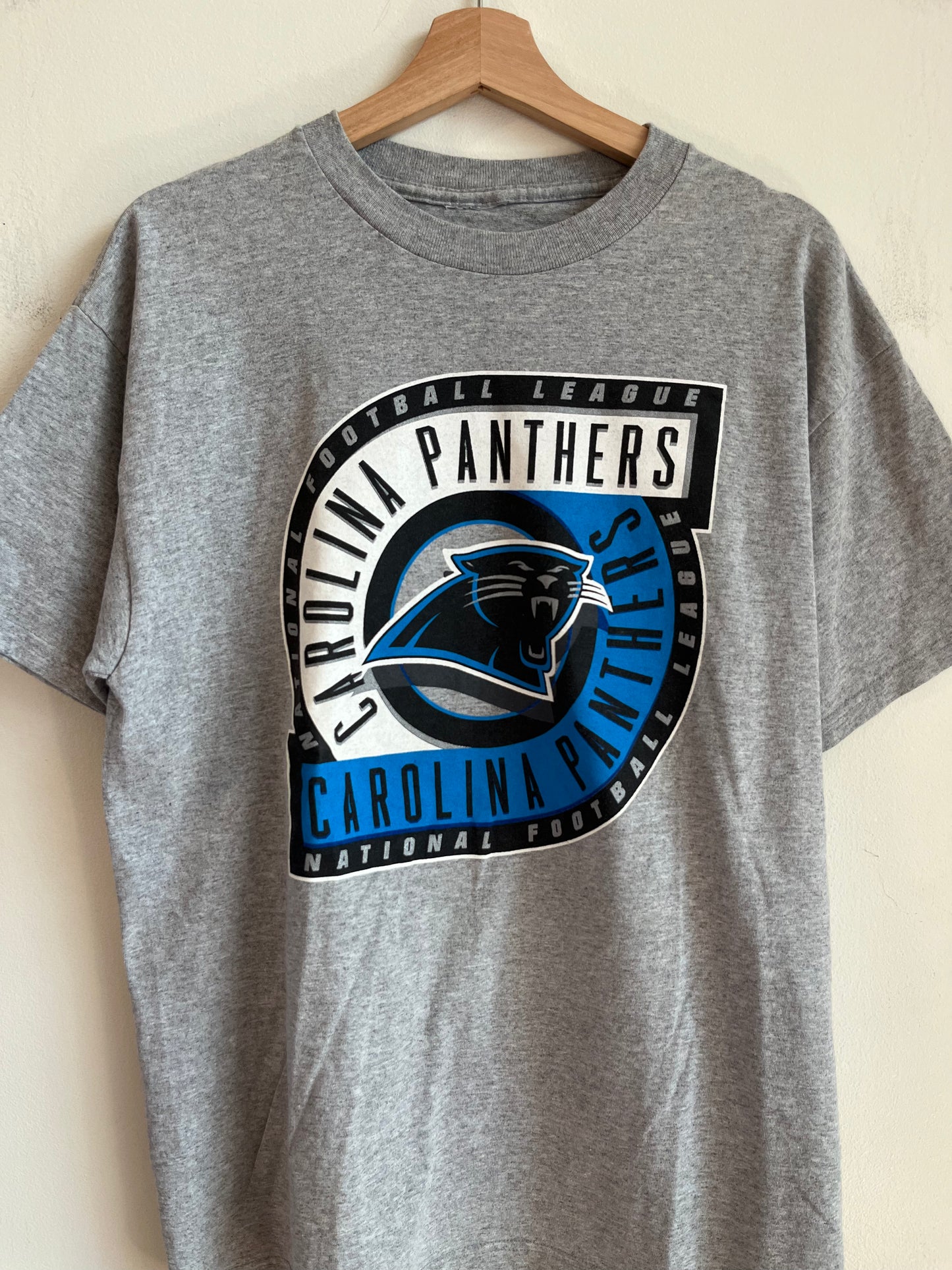 00s Carolina Panthers Circle Spell Out Tee (L)
