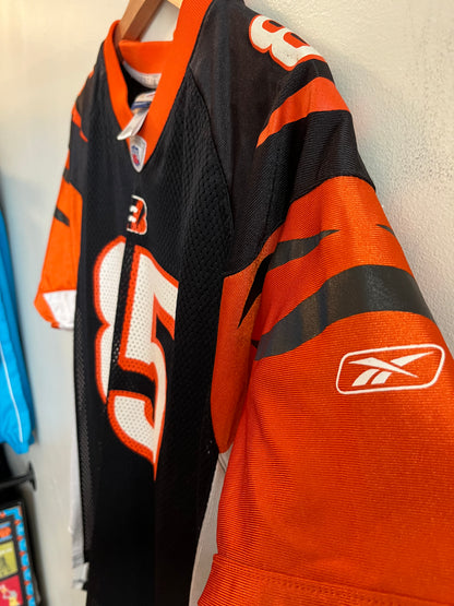 00s Cincinnati Bengals Ocho Cinco Home Jersey (Youth XL)