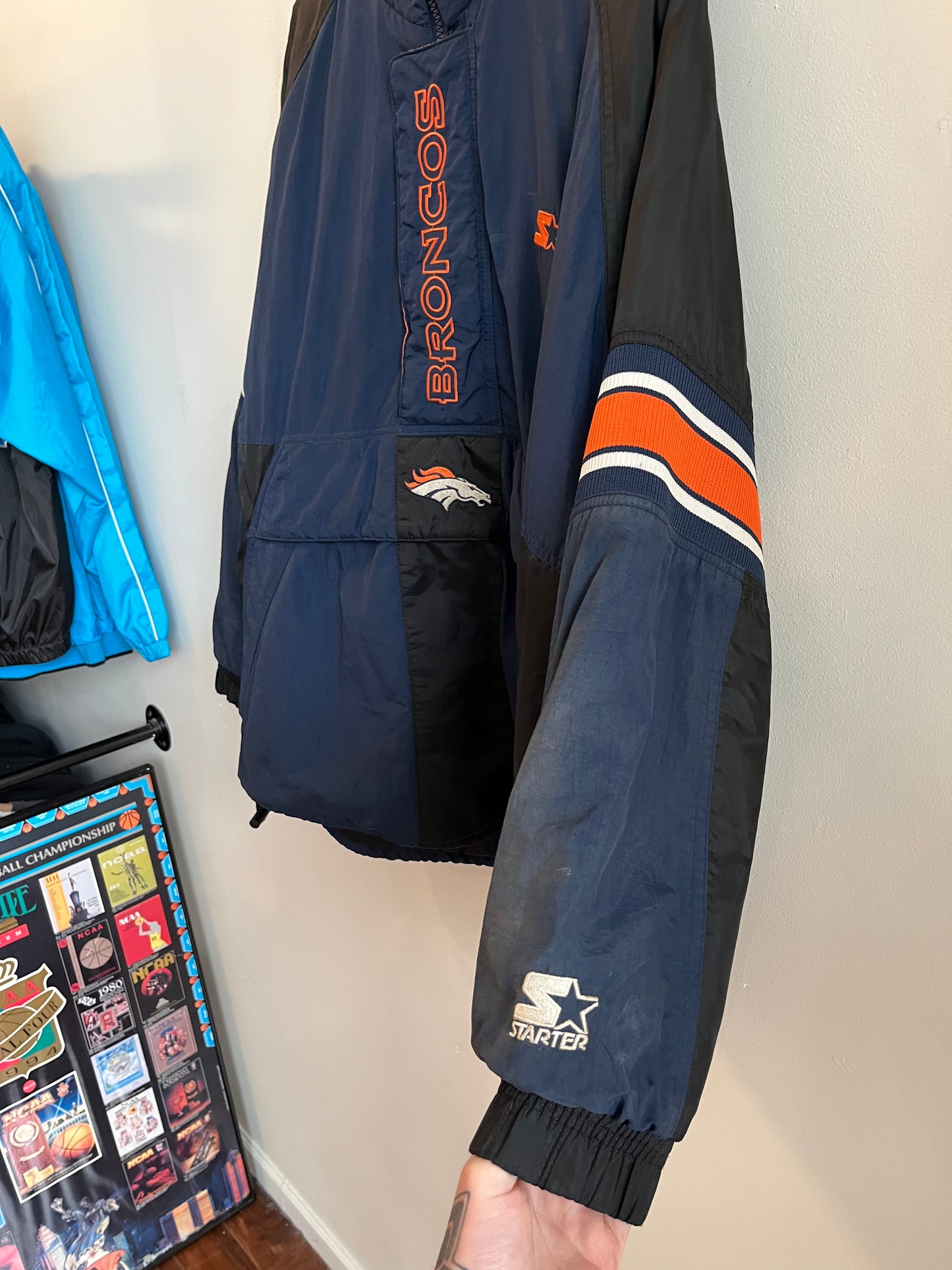 90s Denver Broncos Starter Puffer Jacket (L)