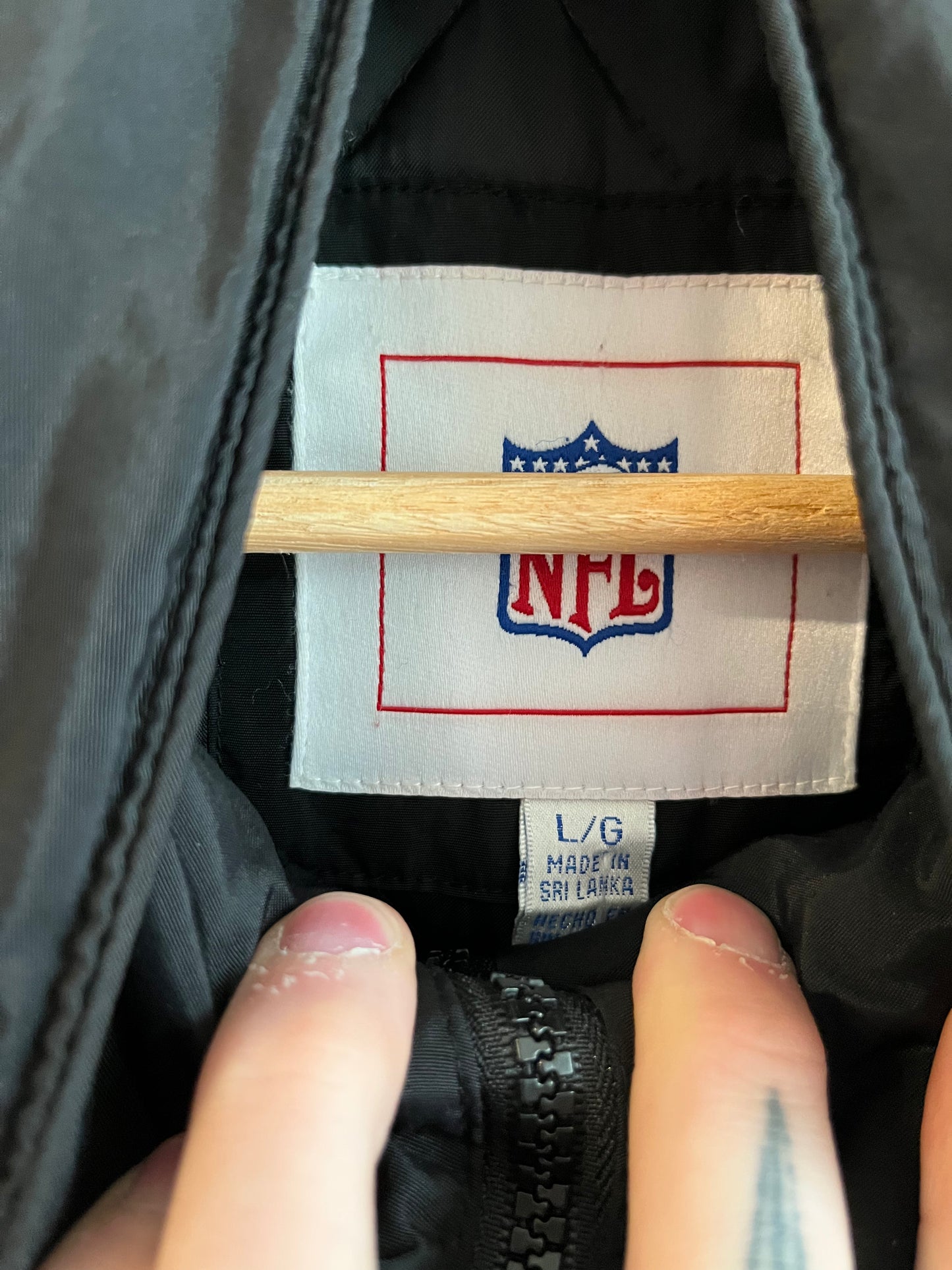 2010s Indianapolis Colts Two Toned Spell Out Puffer Jacket (L)