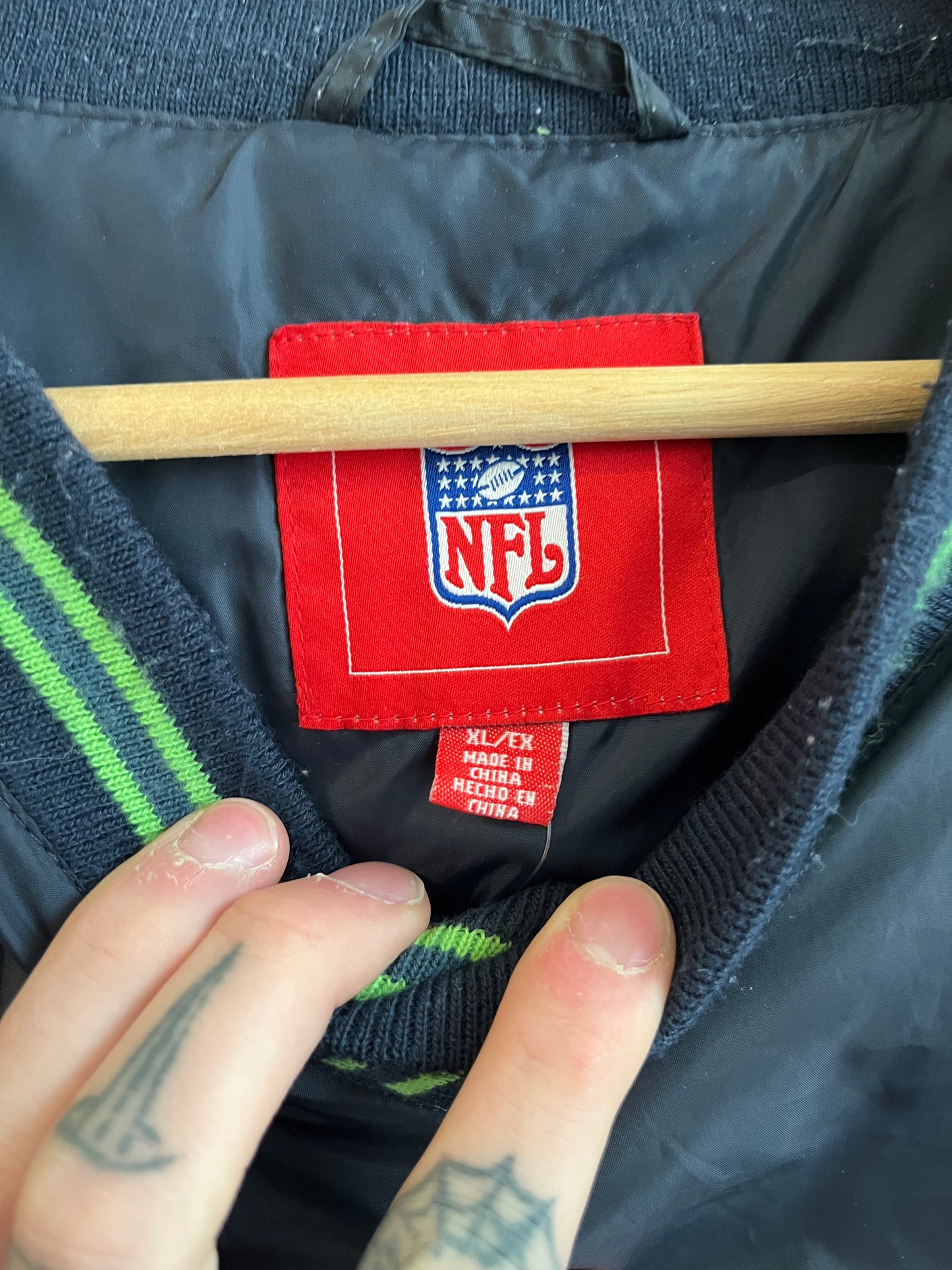 00s Seattle Seahawks Spell Out Windbreaker (XL)