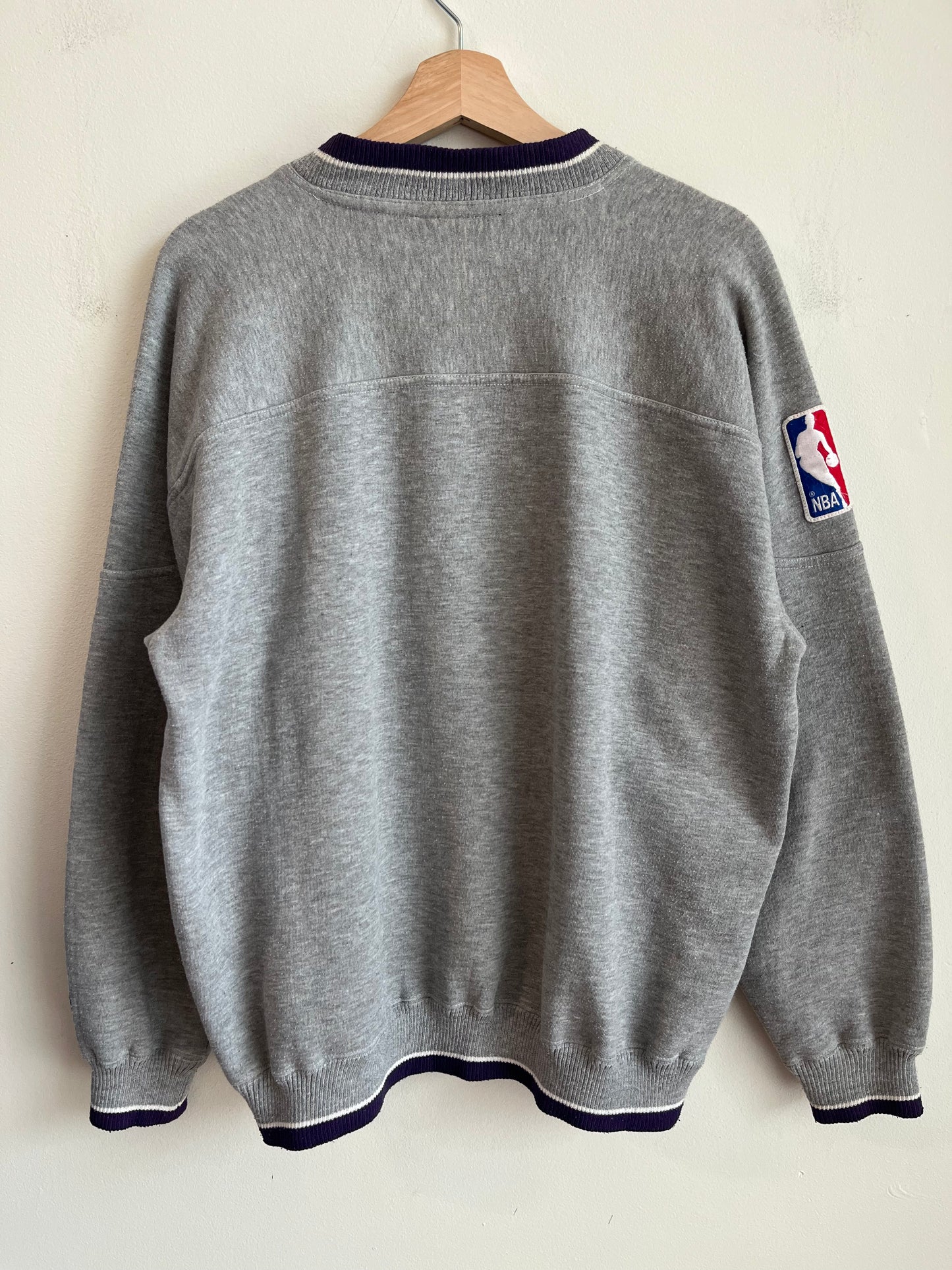 1990s Los Angeles Lakers Embroidered Spell Out Lee Crewneck (L)
