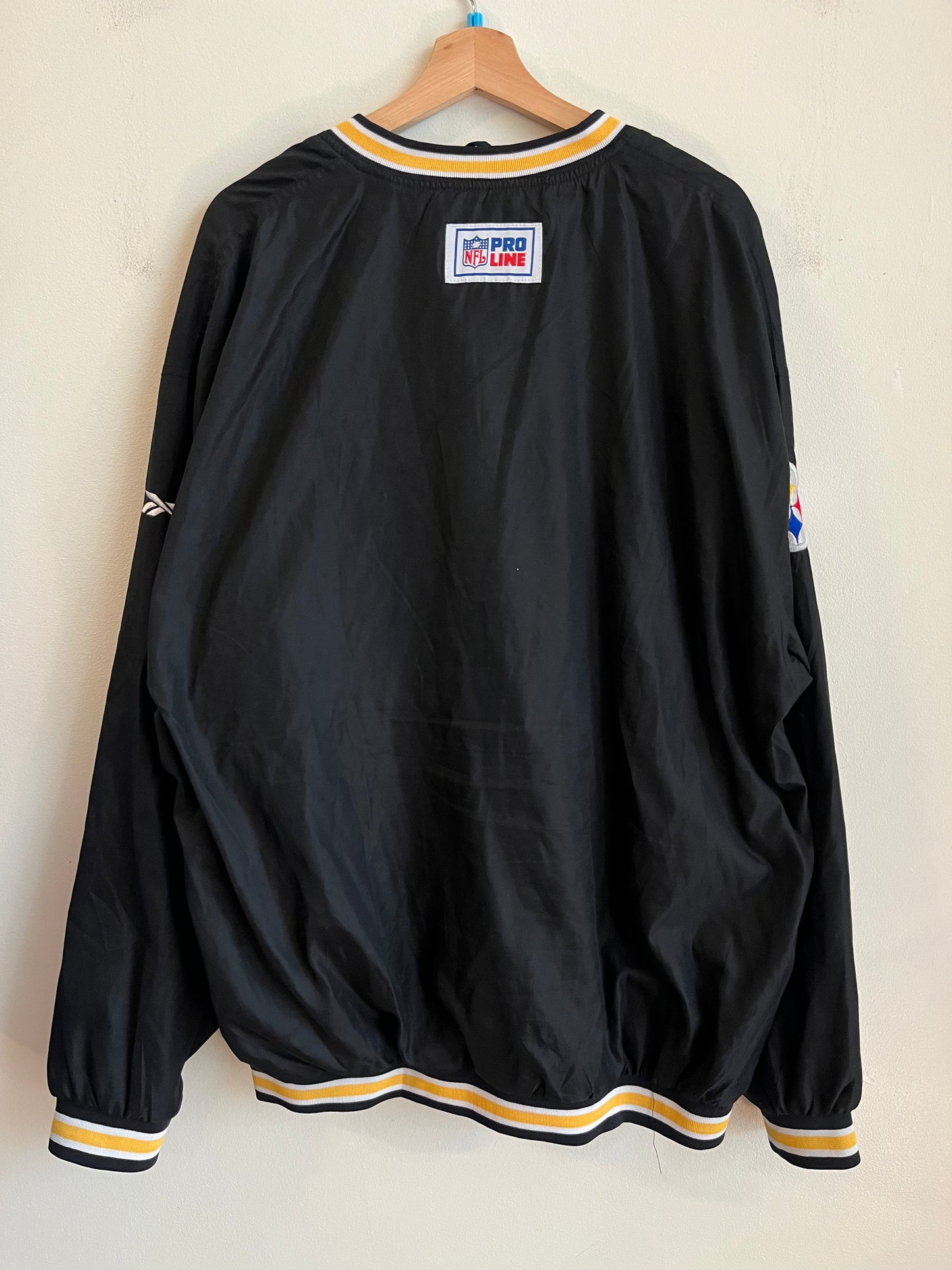 90s Pittsburgh Steelers Reebok Pro LIne Windbreaker (XXL)