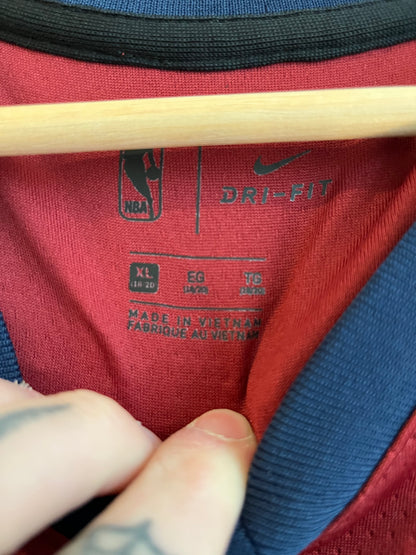 2017 Cleveland Cavaliers Lebron James Nike Jersey (Youth XL)